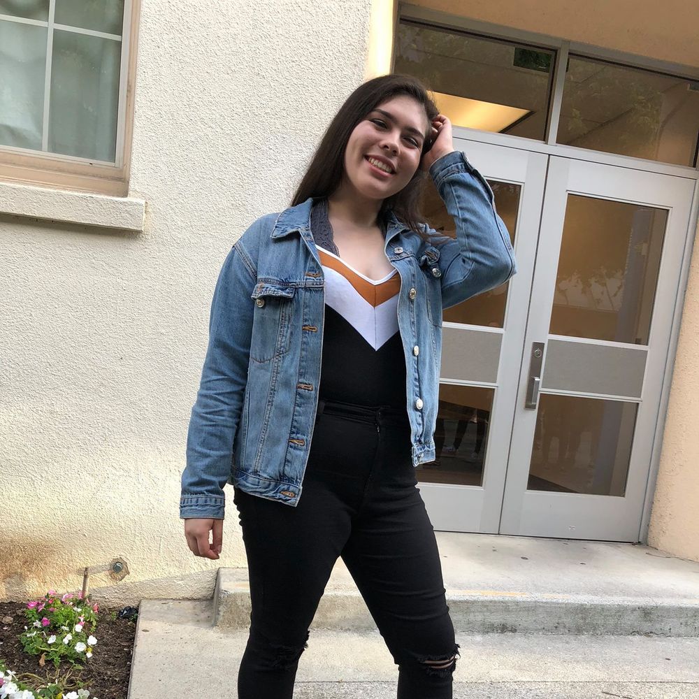 Meet your Posher, Alex